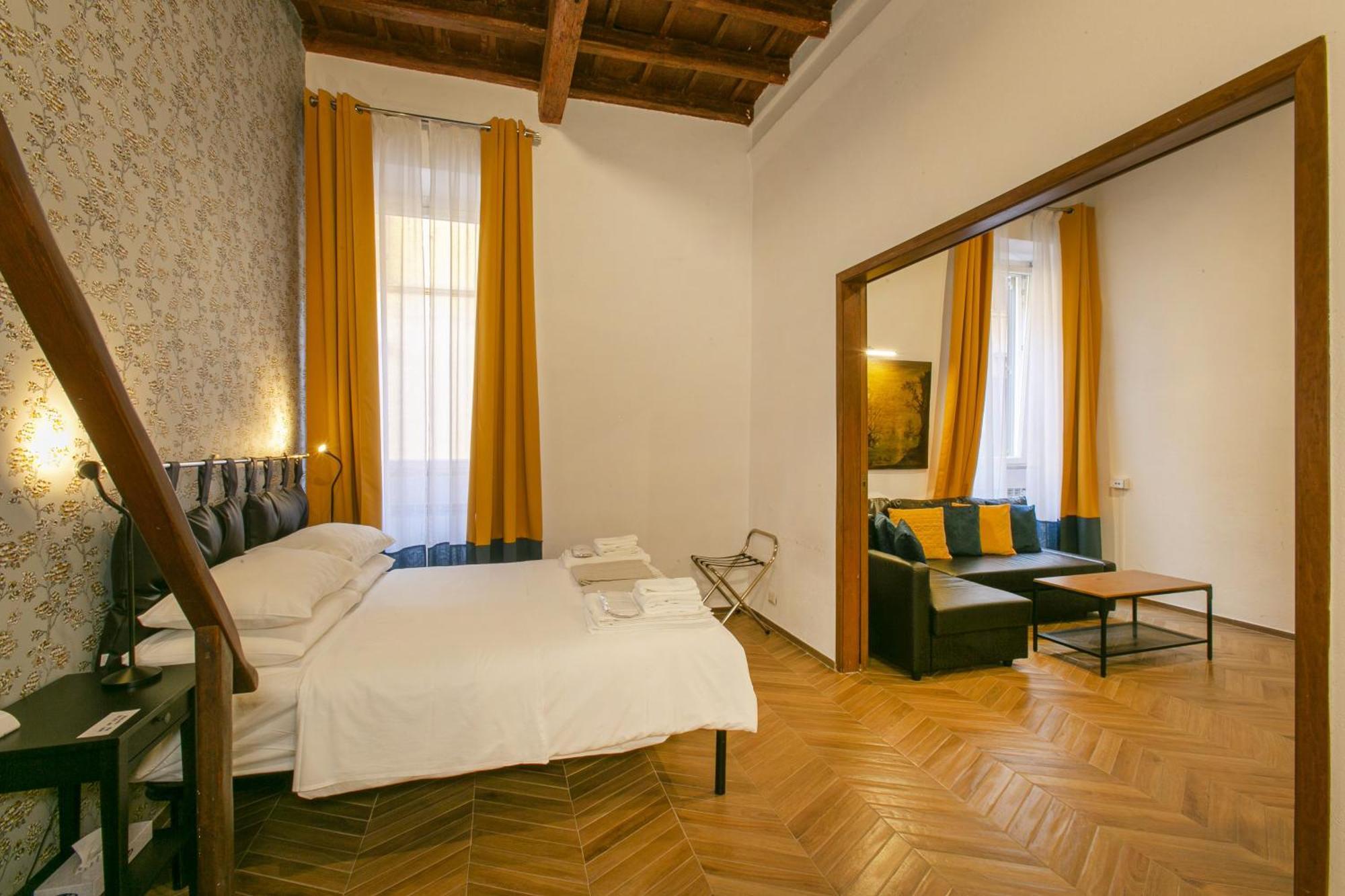 Trevi Little Palace #2 Apartment *